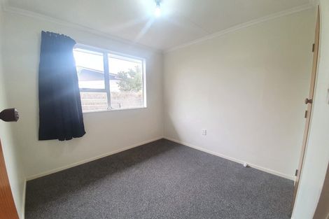 Photo of property in 5 Hillcrest Drive, Kelvin Grove, Palmerston North, 4414