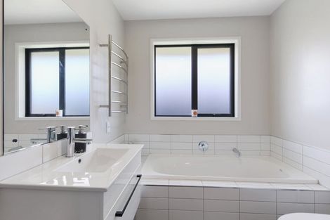 Photo of property in 3 Fairhall Street, Rolleston, 7615