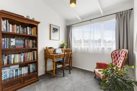 Photo of property in 16 Carillon Place, Massey, Auckland, 0614