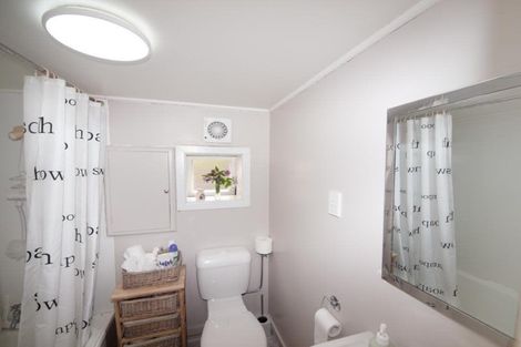 Photo of property in 11 Braemar Terrace, Johnsonville, Wellington, 6037