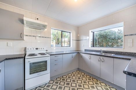 Photo of property in 2/1006 High Street, Avalon, Lower Hutt, 5011