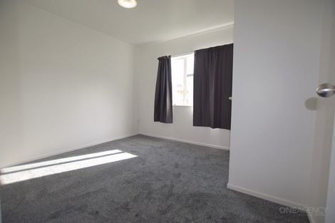 Photo of property in 46 Hindmarsh Street, Henderson, Auckland, 0612