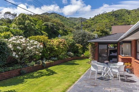 Photo of property in 31 Winara Avenue, Waikanae, 5036