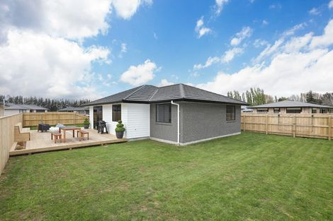 Photo of property in 18 Oldfield Lane, Marton, 4710