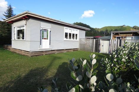 Photo of property in 1 Church Street, Reefton, 7830