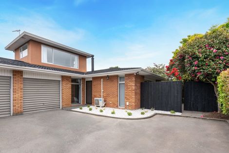 Photo of property in 17 Tudor Avenue, Ilam, Christchurch, 8041