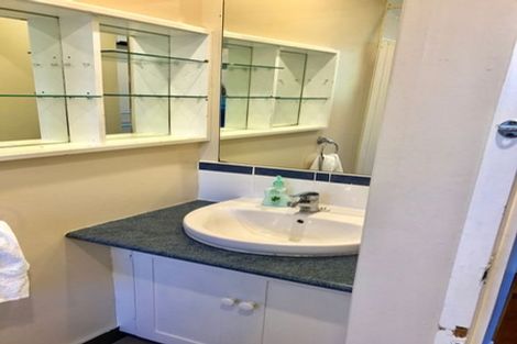 Photo of property in 54a Lincoln Avenue, Tawa, Wellington, 5028