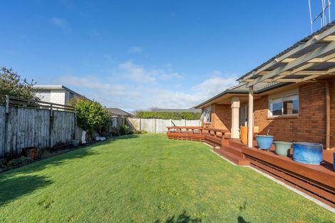 Photo of property in 12 Lucombe Place, Cambridge, 3434