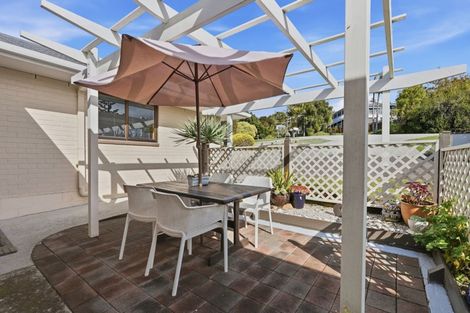 Photo of property in 10 Cable Bay Block Road, Cable Bay, 0420