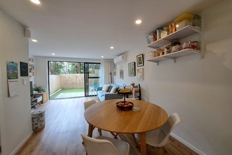 Photo of property in 26 Tokai Place, Glen Eden, Auckland, 0602