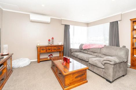 Photo of property in 5 Hamblyn Crescent, Nawton, Hamilton, 3200