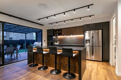 Photo of property in 2a Roland Road, Greenhithe, Auckland, 0632
