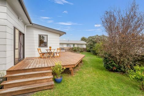 Photo of property in 43 Michael Road, Paraparaumu Beach, Paraparaumu, 5032