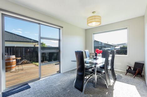 Photo of property in 18 Hagart-alexander Drive, Mosgiel, 9024