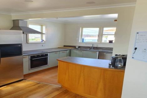 Photo of property in 10 Robertson Street, Oamaru North, Oamaru, 9400