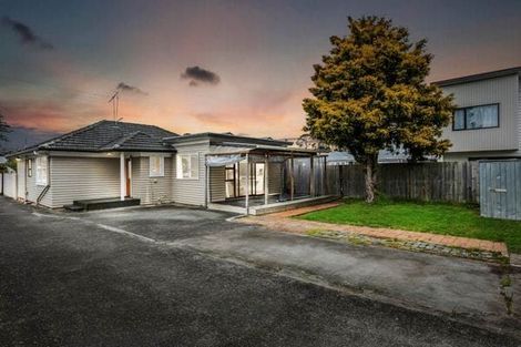 Photo of property in 141 Portage Road, New Lynn, Auckland, 0600