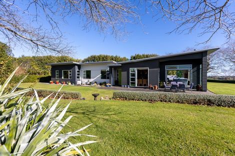 Photo of property in 172 Kaipikari Road Upper, Urenui, 4375