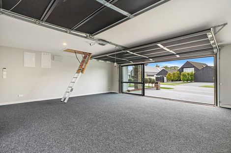 Photo of property in 12 Karere Avenue, Marshland, Christchurch, 8083
