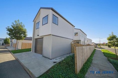 Photo of property in 49 Kairakau Street, Papakura, 2110