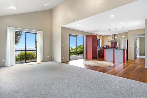 Photo of property in 9 Dudley Crescent, Cable Bay, 0420