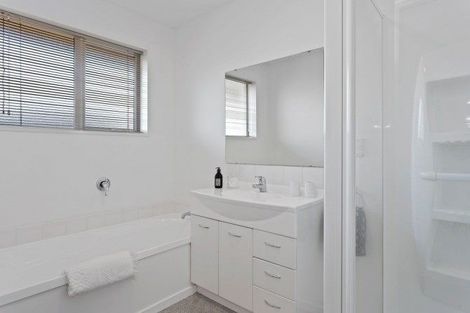 Photo of property in 19 Kensington Avenue, Rangiora, 7400