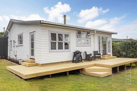 Photo of property in 16 Great North Road, Riverhead, 0820