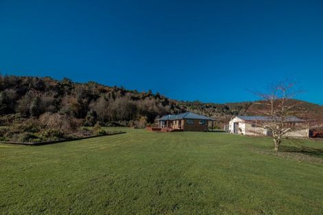 Photo of property in 6 Deemac Street, Reefton, 7830