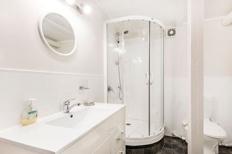 Photo of property in 54a Lincoln Avenue, Tawa, Wellington, 5028