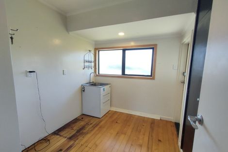 Photo of property in 48d Awaruku Road, Torbay, Auckland, 0630