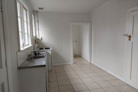 Photo of property in 106a Randwick Road, Moera, Lower Hutt, 5010