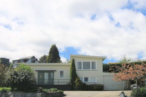 Photo of property in 2 Richmond Avenue, Richmond Heights, Taupo, 3330