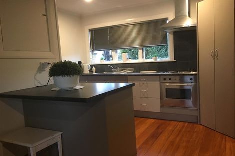 Photo of property in 2/40 Parkers Road, Tahunanui, Nelson, 7011