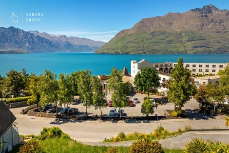 Photo of property in 10 Sainsbury Road, Fernhill, Queenstown, 9300