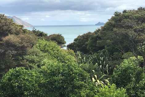 Photo of property in 149 Cornwallis Road, Cornwallis, Auckland, 0604