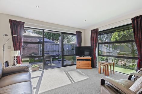 Photo of property in 1/38a Steadman Road, Broomfield, Christchurch, 8042