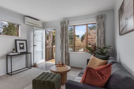 Photo of property in 3/9 Fuchsia Place, Birkdale, Auckland, 0626