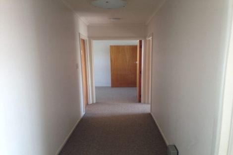 Photo of property in 1/5 Onepoto Road, Hauraki, Auckland, 0622