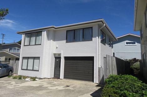 Photo of property in 36a Horokiwi Road West, Newlands, Wellington, 6037