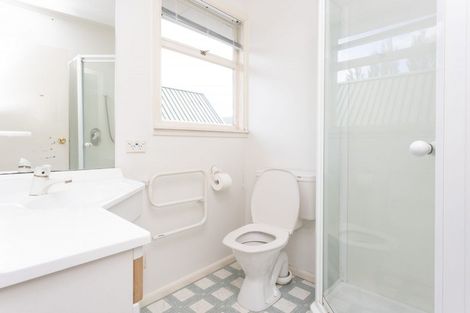 Photo of property in 143 Grahams Road, Burnside, Christchurch, 8053