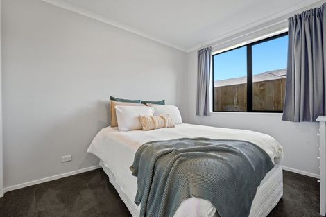 Photo of property in 24 Ahunga Road, Karaka, Papakura, 2113