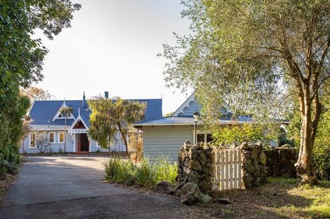 Photo of property in 23 Hyndhope Road, Kennedys Bush, Christchurch, 8025