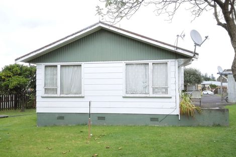 Photo of property in 7 Foster Place, Mangere East, Auckland, 2024