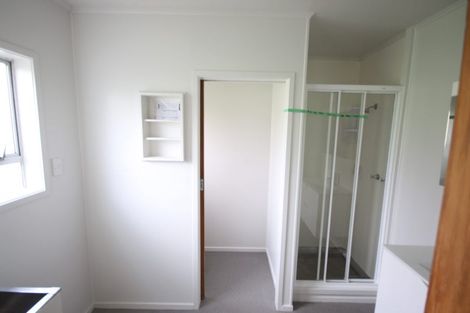 Photo of property in 64a Clayburn Road, Glen Eden, Auckland, 0602