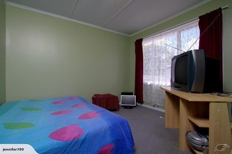 Photo of property in 2 Christmas Road, Manurewa, Auckland, 2102