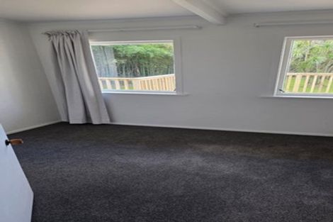 Photo of property in 34 Lowtherhurst Road, Massey, Auckland, 0614