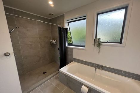 Photo of property in 36 Albatross Road, Red Beach, 0932