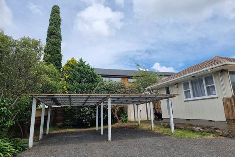 Photo of property in 19 Gossamer Drive, Pakuranga Heights, Auckland, 2010