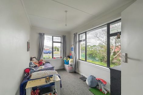 Photo of property in 294 Princes Street, Strathern, Invercargill, 9812