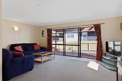 Photo of property in 24b Karewa Parade, Papamoa Beach, Papamoa, 3118