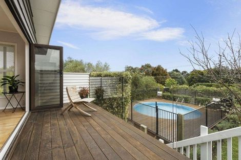 Photo of property in 97 Wallace Road, Mangere Bridge, Auckland, 2022